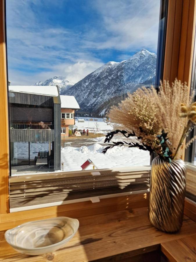 Holzgauerin * Holzgau